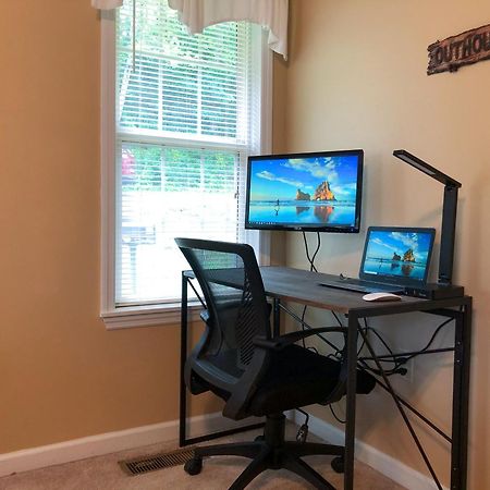 Private Chalet in Gatlinburg, Awesome Views, Work Desk, Wifi, Hot Tub&Dog-Friendly Exterior foto